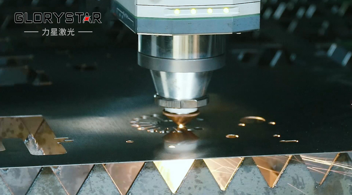 激光切割機在廚衛(wèi)行業(yè)的應用解決方案 激光切割機在廚衛(wèi)行業(yè)的應用解決方案