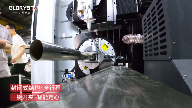 有精度!有速度!VS6012TG雙卡盤光纖激光管材切割機(jī) 有精度!有速度!VS6012TG雙卡盤光纖激光管材切割機(jī)