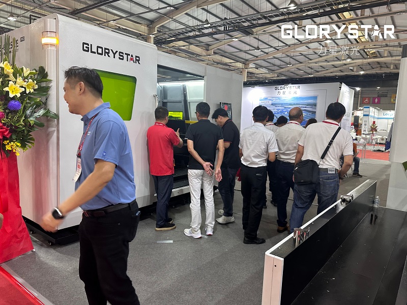 力星激光全國巡展〔臺灣站〕如火如荼!40000瓦超高功率獨(dú)領(lǐng)風(fēng)騷! 力星激光全國巡展〔臺灣站〕如火如荼!40000瓦超高功率獨(dú)領(lǐng)風(fēng)騷!